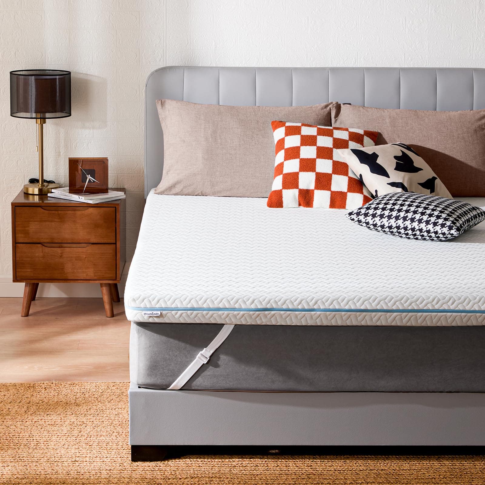Dreamsmith 2 Inch Cooling Gel Memory Foam Mattress Topper for Back Pain