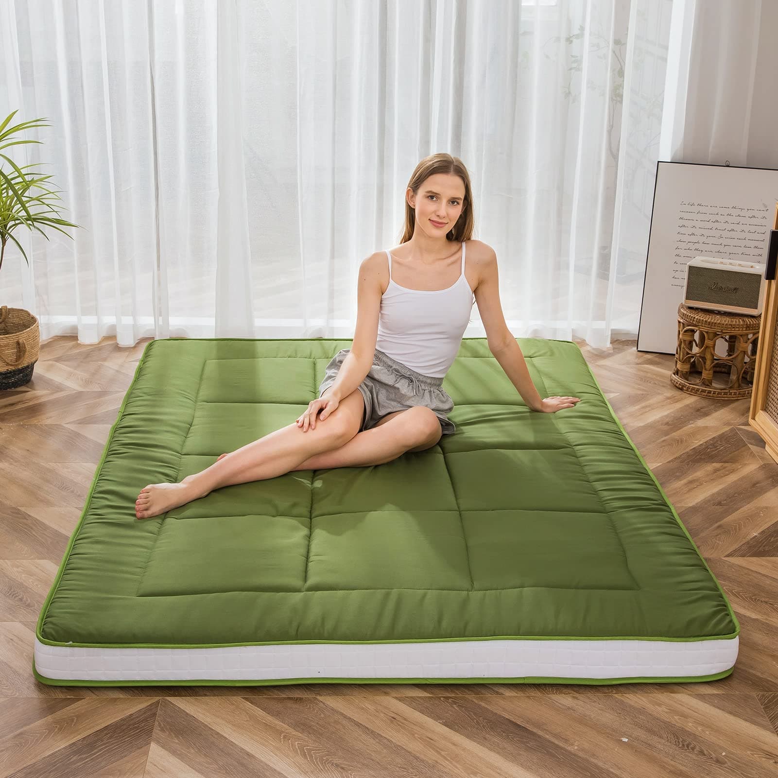 MAXYOYO Japanese Quilted Futon Mattress, Extra Thick & Breathable Guest Bed for Camping & Couch Lounger, Green, Twin
